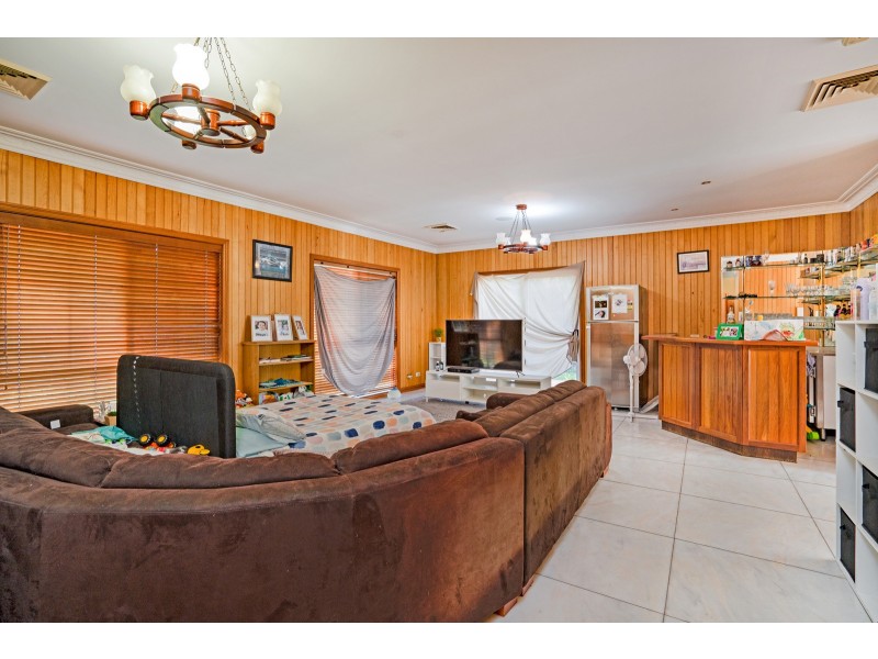 71 Tourmaline Court, Bonogin QLD 4213