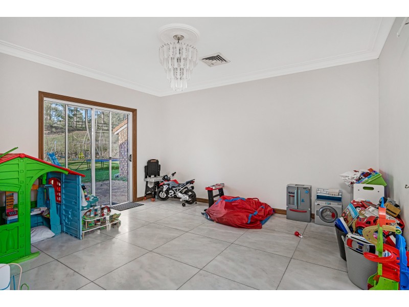 71 Tourmaline Court, Bonogin QLD 4213