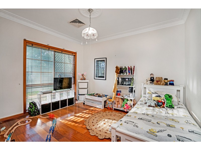 71 Tourmaline Court, Bonogin QLD 4213