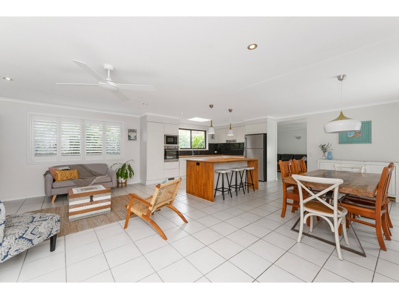 78 Nineteenth Avenue, Palm Beach QLD 4221