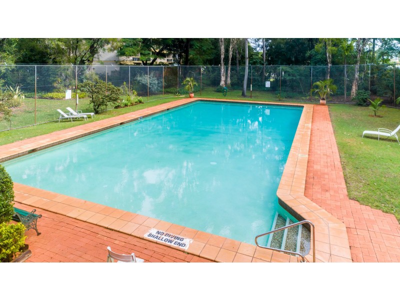 11/32-34 Rudd Street, Broadbeach Waters QLD 4218