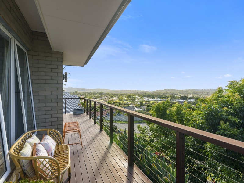 11 Barlee Court, Elanora QLD 4221