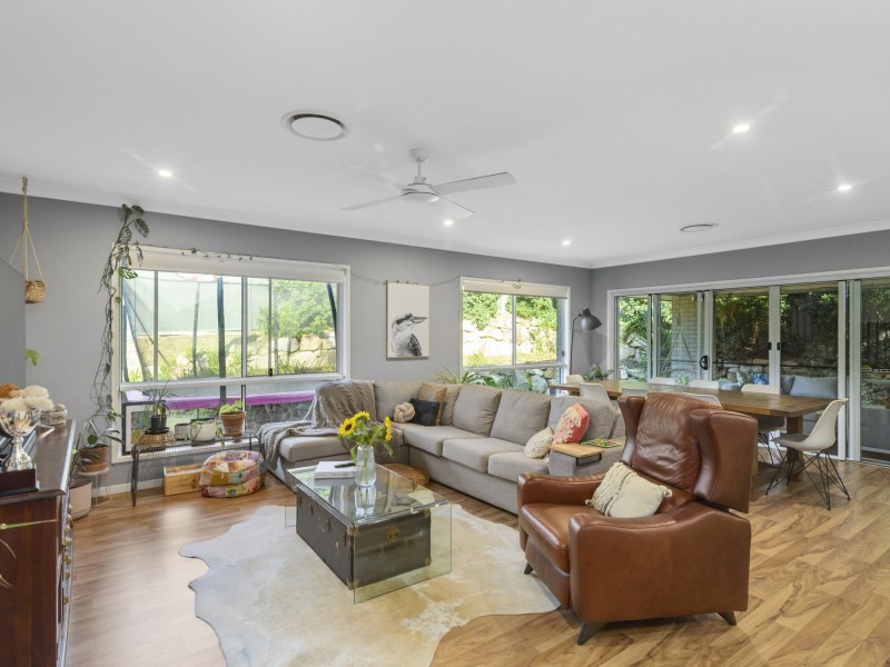 11 Barlee Court, Elanora QLD 4221