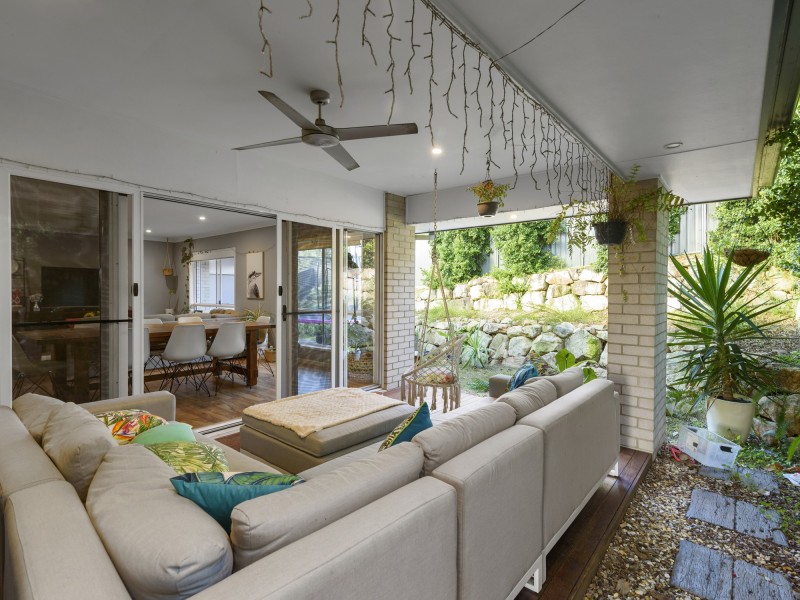 11 Barlee Court, Elanora QLD 4221