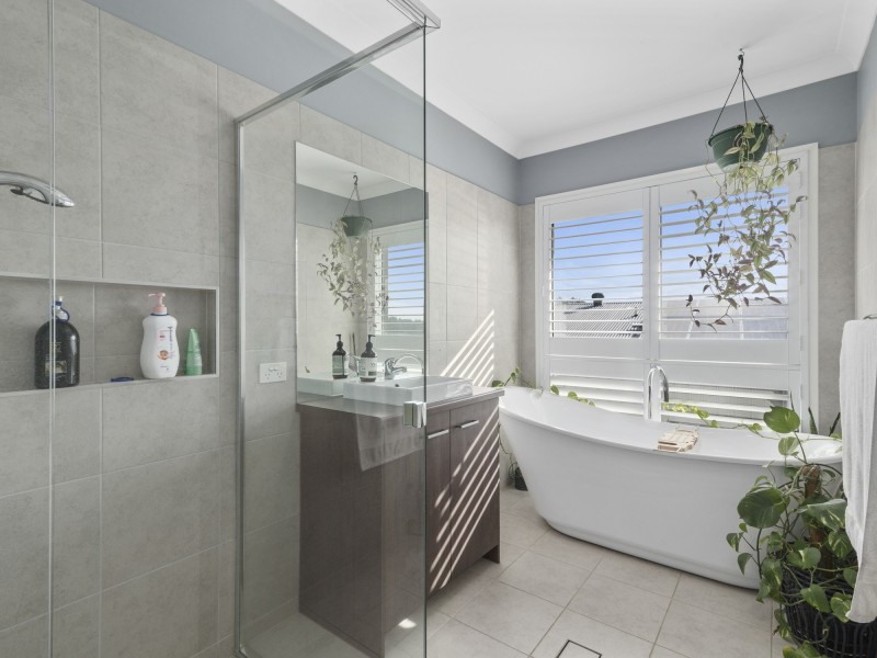 11 Barlee Court, Elanora QLD 4221