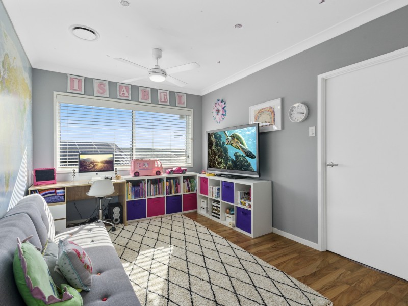 11 Barlee Court, Elanora QLD 4221
