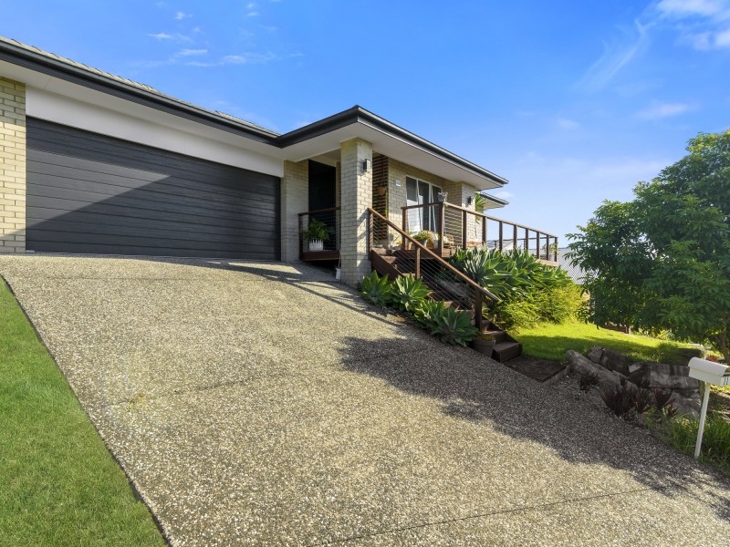 11 Barlee Court, Elanora QLD 4221