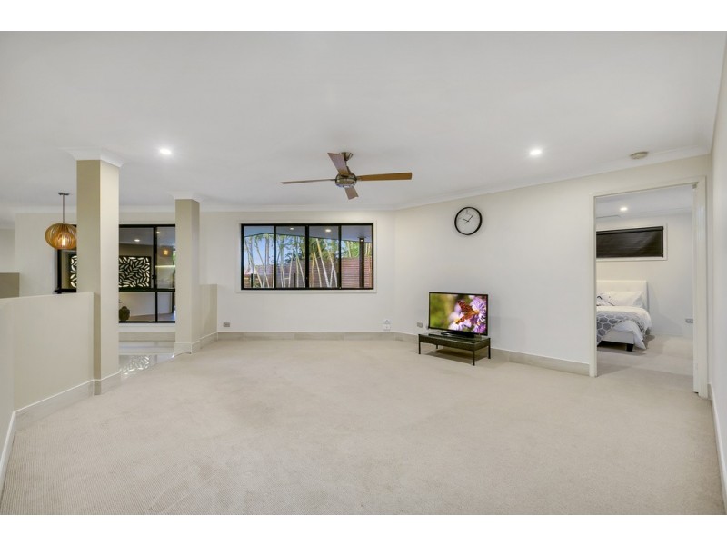 60 Sea Eagle Drive, Burleigh Waters QLD 4220