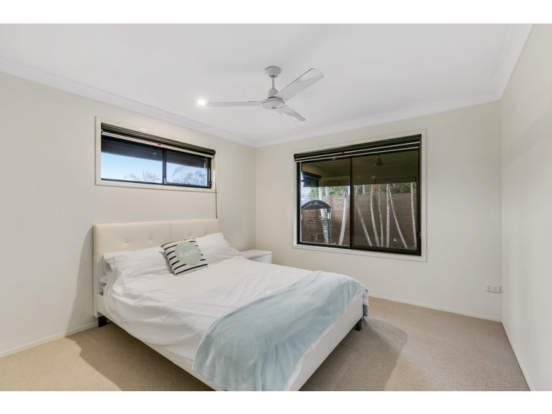 60 Sea Eagle Drive, Burleigh Waters QLD 4220