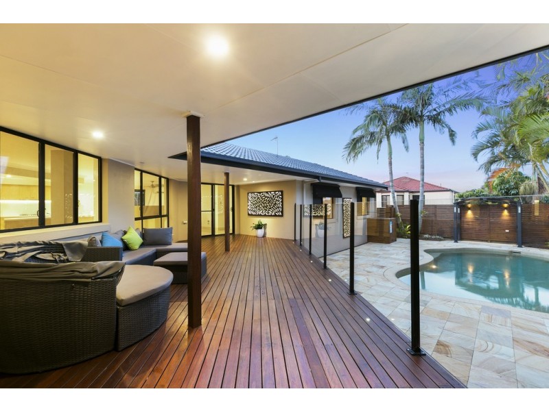 60 Sea Eagle Drive, Burleigh Waters QLD 4220