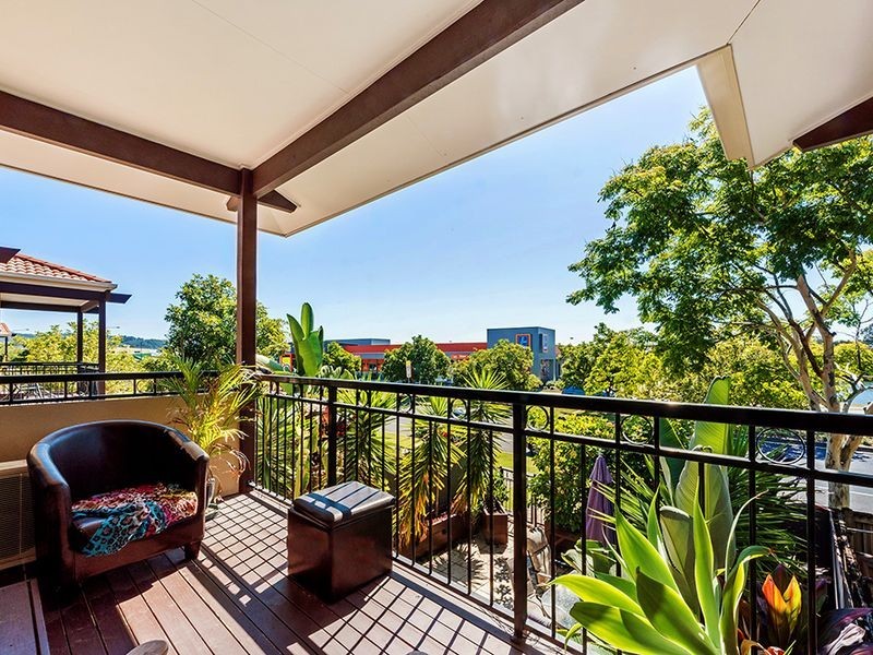 6/302 Christine Avenue, Varsity Lakes QLD 4227