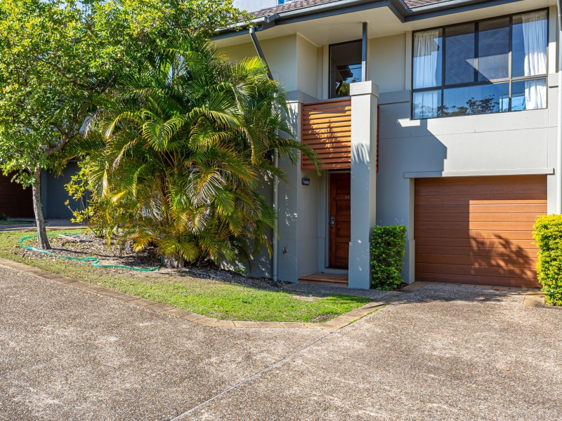 15/2 North Shore Avenue, Varsity Lakes QLD 4227