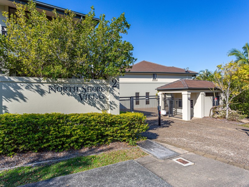 15/2 North Shore Avenue, Varsity Lakes QLD 4227