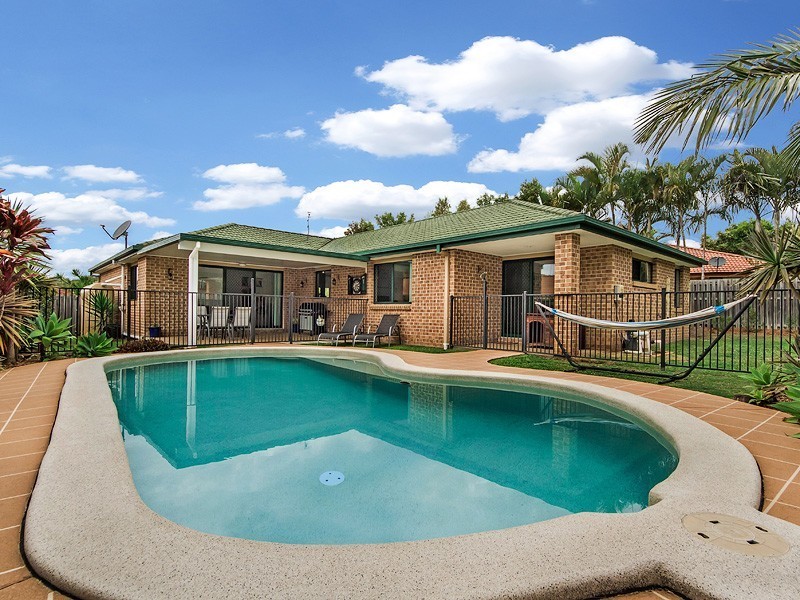 35 Northlakes Drive, Elanora QLD 4221