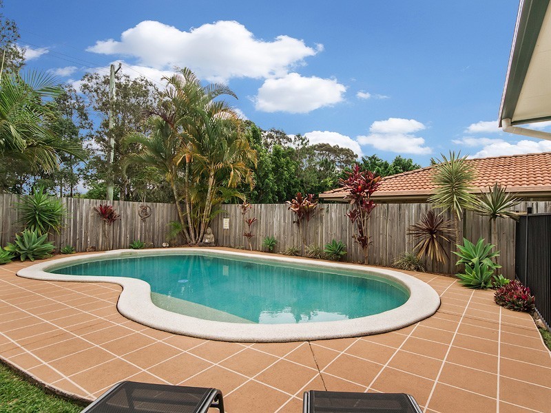 35 Northlakes Drive, Elanora QLD 4221