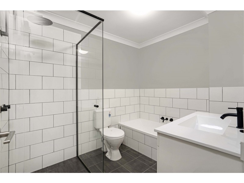 52/21 Regensberg Close, Varsity Lakes QLD 4227