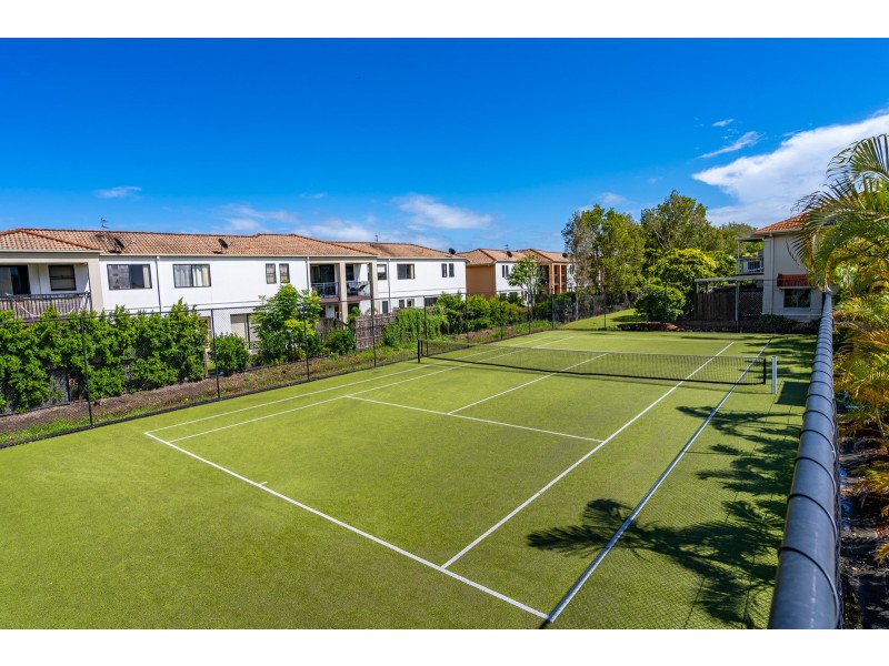 52/21 Regensberg Close, Varsity Lakes QLD 4227