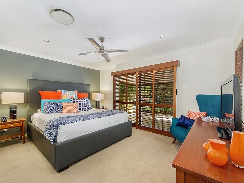 4 Pinnacle Court, Robina QLD 4226