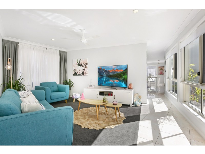 23 Heights Drive, Robina QLD 4226