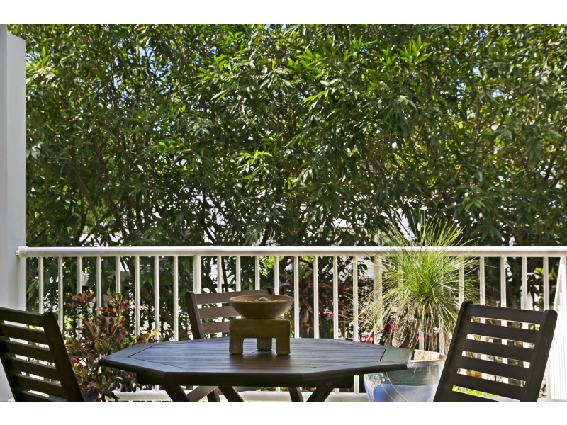 14/1 Riverwalk Avenue, Robina QLD 4226