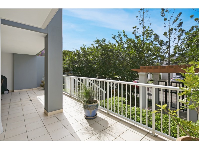 14/1 Riverwalk Avenue, Robina QLD 4226