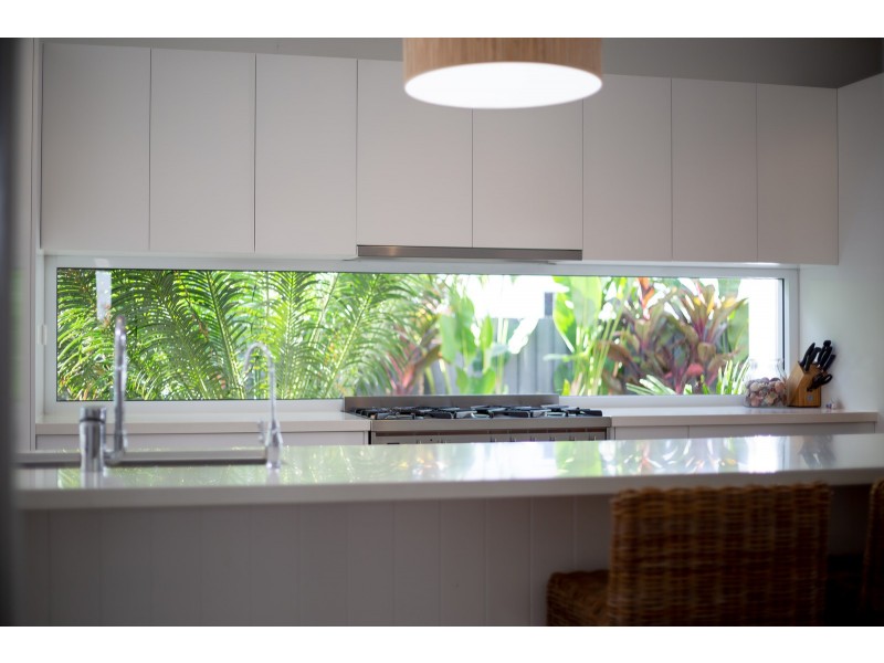 9 Seaside Drive, Mermaid Beach QLD 4218