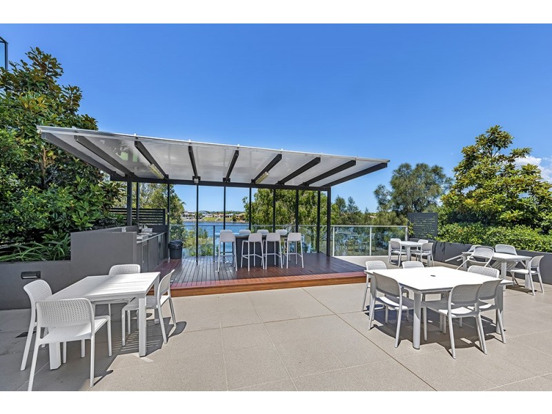 436/33 Lakefront Crescent, Varsity Lakes QLD 4227