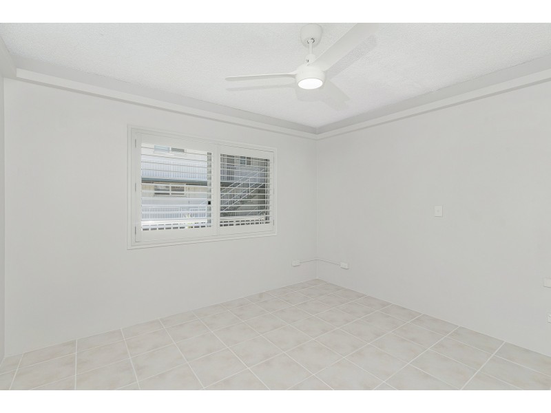 6/8-12 Marine Parade, Miami QLD 4220