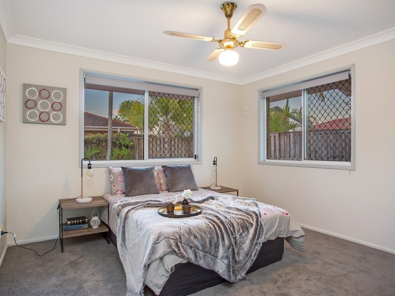 29 Stanford Avenue, Varsity Lakes QLD 4227