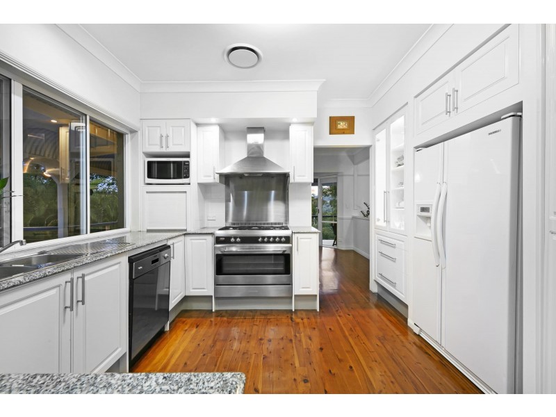 44 Harry Mills Drive, Worongary QLD 4213