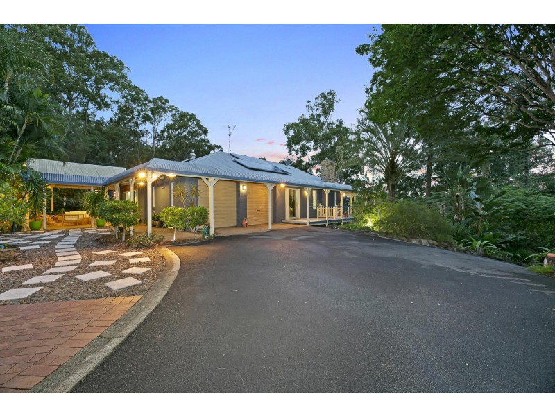 44 Harry Mills Drive, Worongary QLD 4213