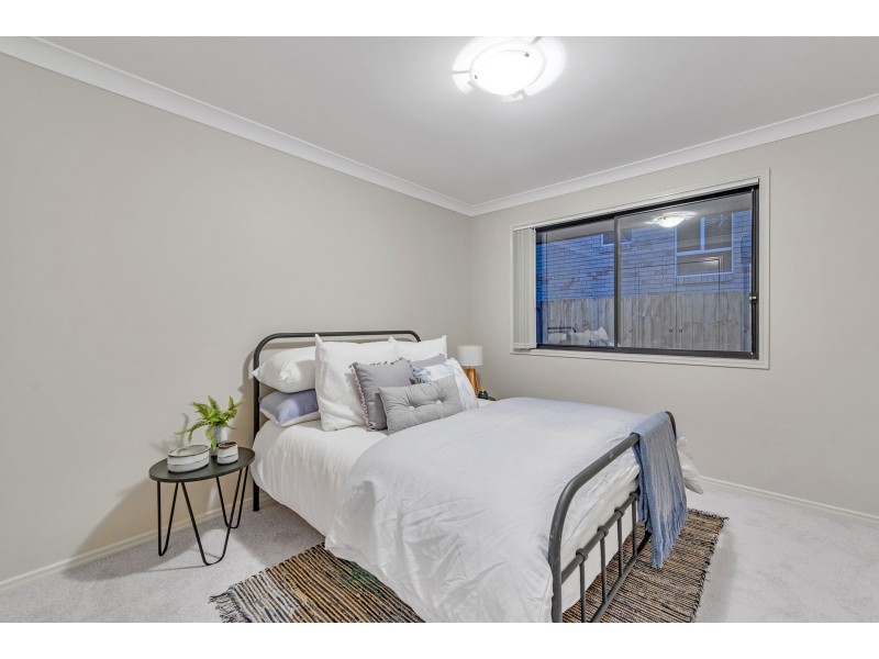 31 Cossington Circuit, Maudsland QLD 4210