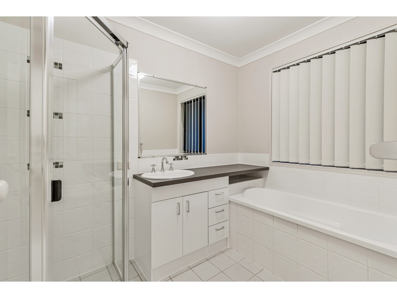 31 Cossington Circuit, Maudsland QLD 4210