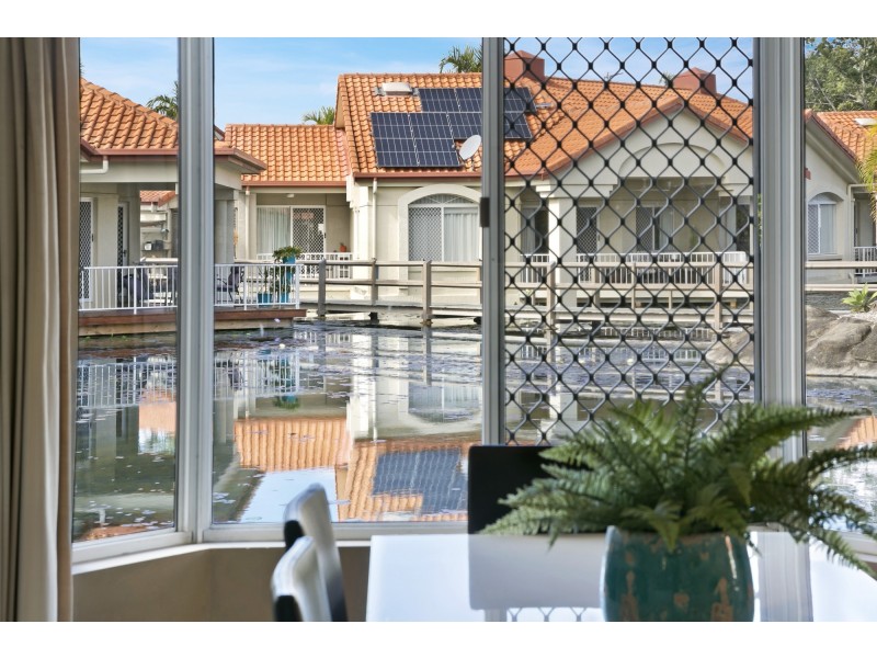 41/24 Ron Penhaligon Way, Robina QLD 4226