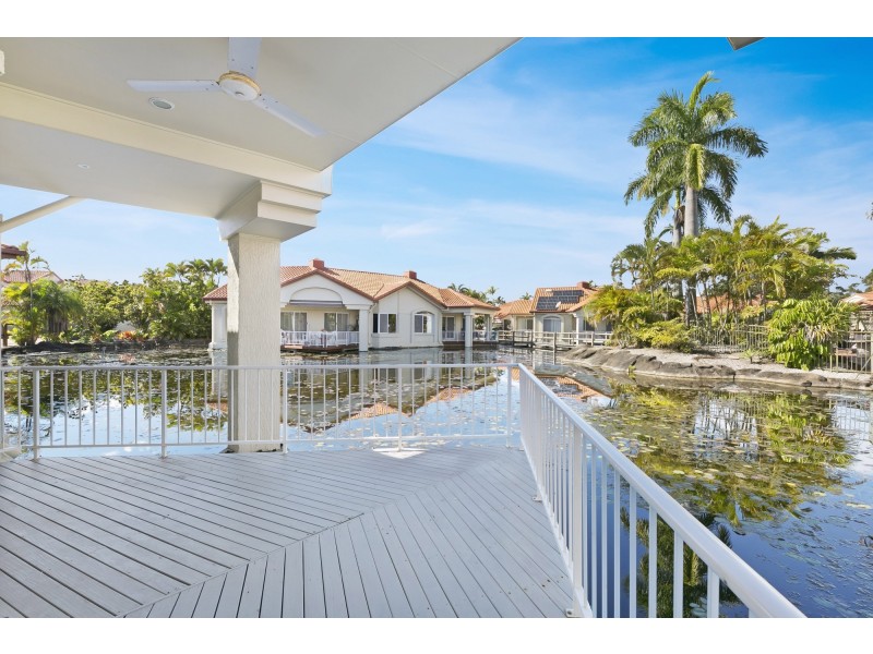 41/24 Ron Penhaligon Way, Robina QLD 4226