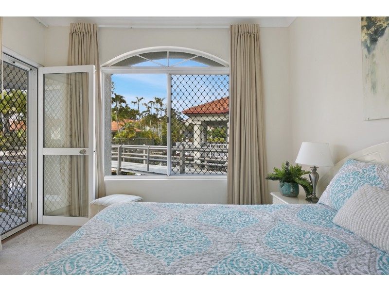 41/24 Ron Penhaligon Way, Robina QLD 4226