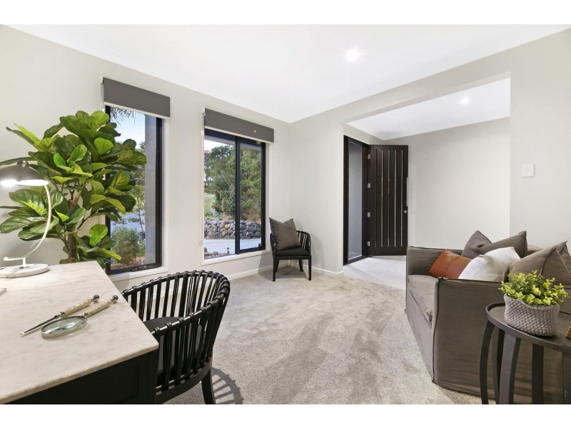 32B Viscount Drive, Tallai QLD 4213