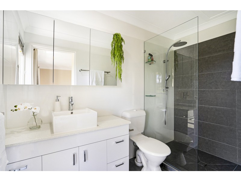 13/323 Christine Avenue, Varsity Lakes QLD 4227