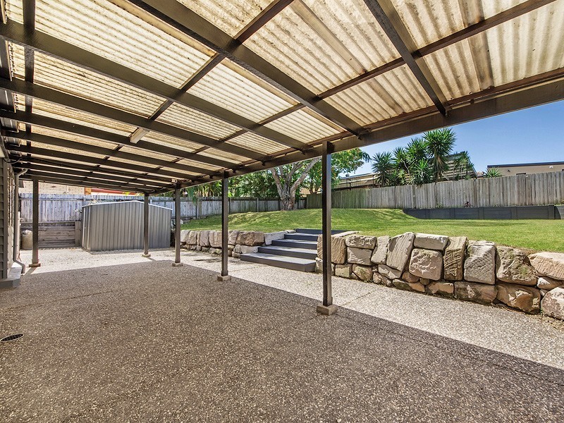 6 Bushtree Court, Burleigh Waters QLD 4220