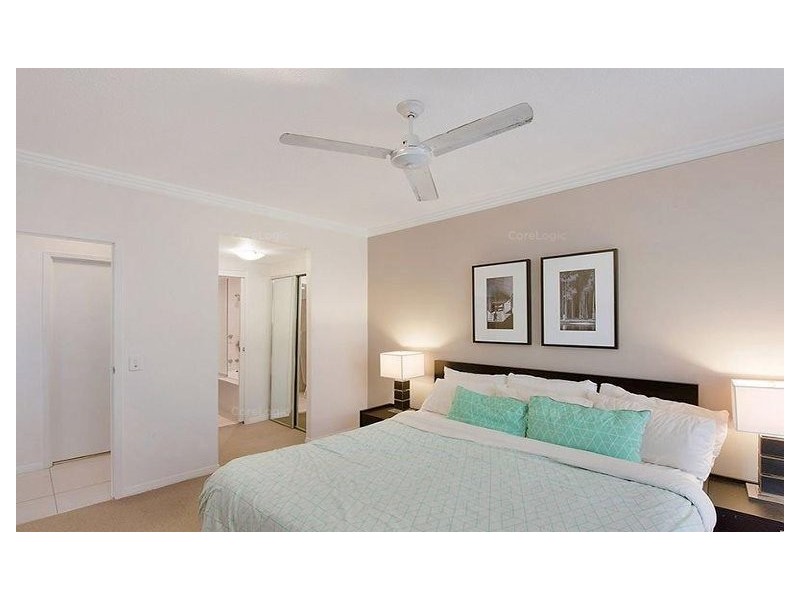 61/228 Varsity Parade, Varsity Lakes QLD 4227