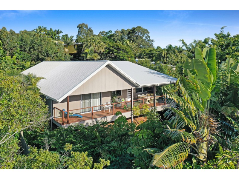 5 Opal Court, Carrara QLD 4211