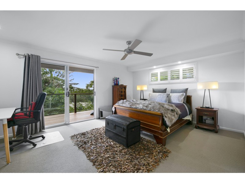 5 Opal Court, Carrara QLD 4211