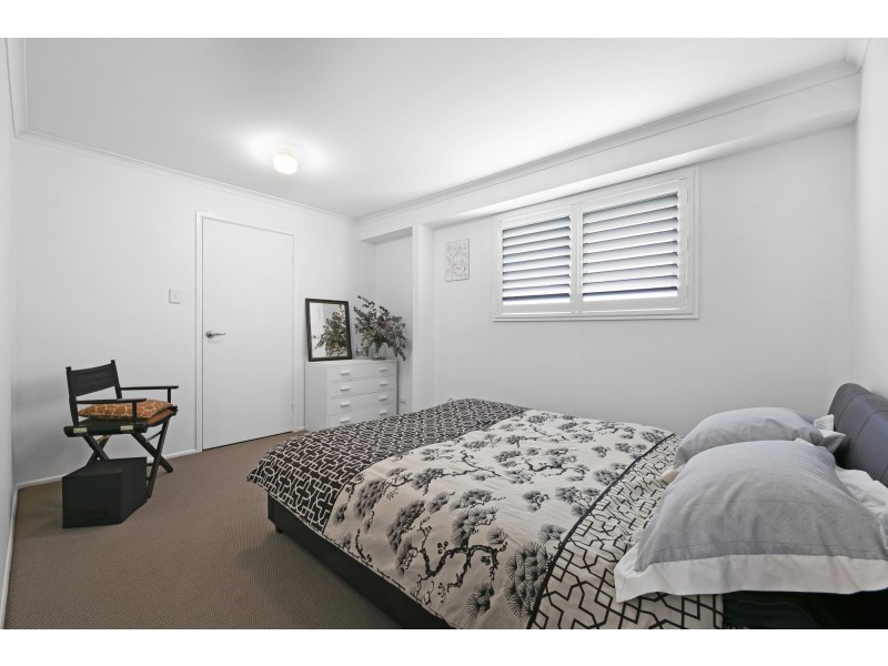 5 Opal Court, Carrara QLD 4211