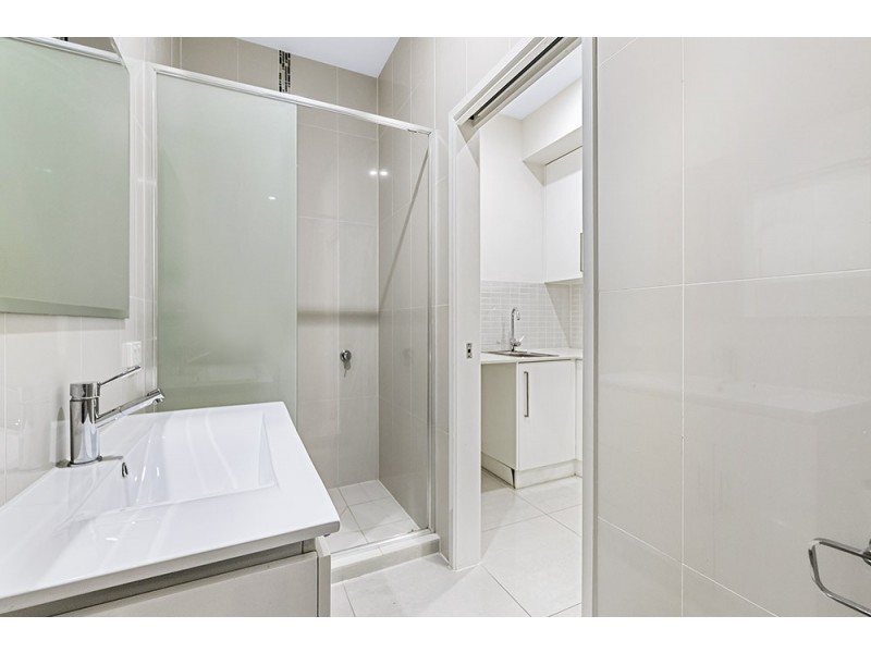 8004B Vista Drive, Benowa QLD 4217