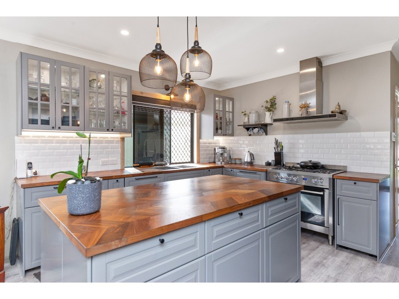 9 Mocha Way, Pimpama QLD 4209