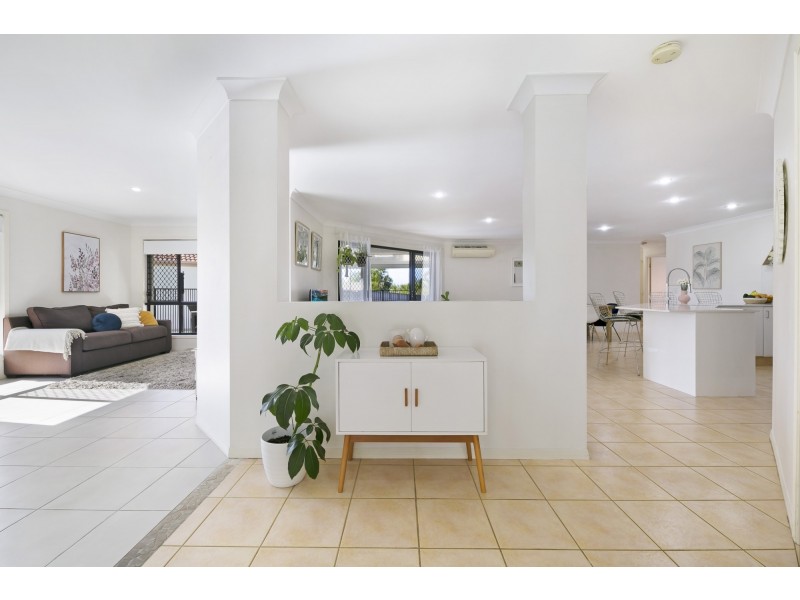 24 Sirec Way, Burleigh Heads QLD 4220