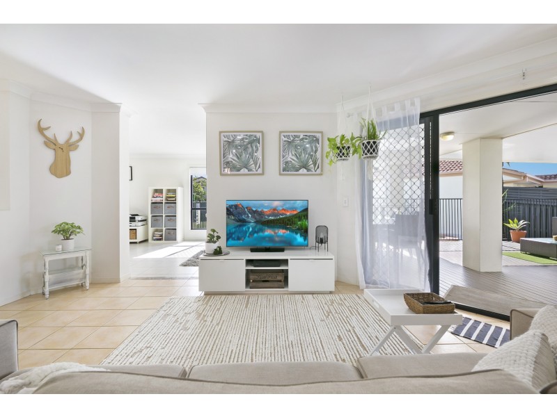 24 Sirec Way, Burleigh Heads QLD 4220