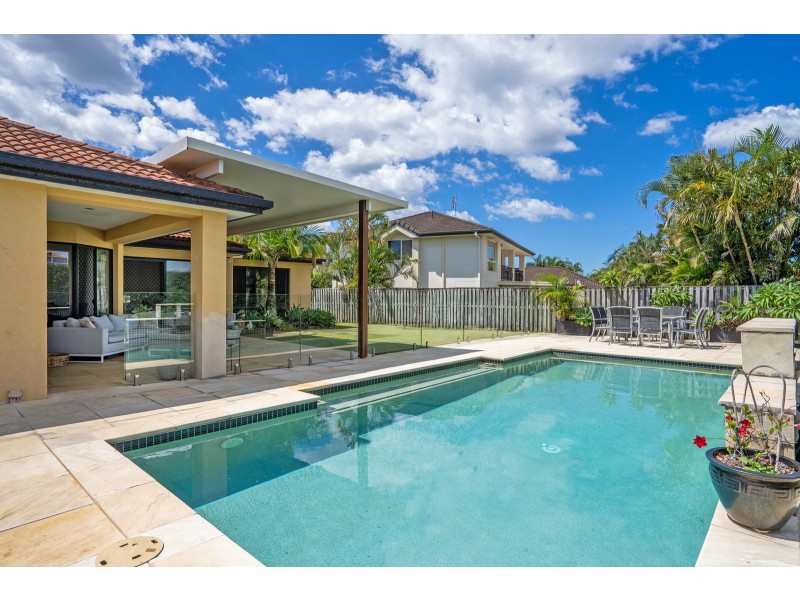 24 Straite Drive, Robina QLD 4226