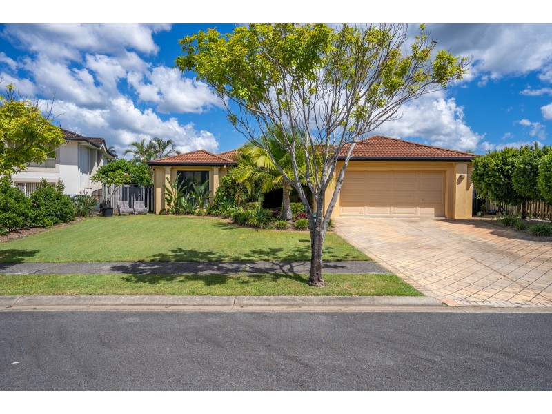 24 Straite Drive, Robina QLD 4226