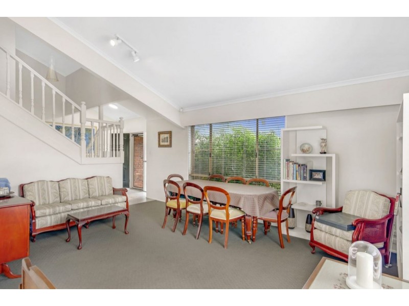3 Seaspray Street, Paradise Point QLD 4216